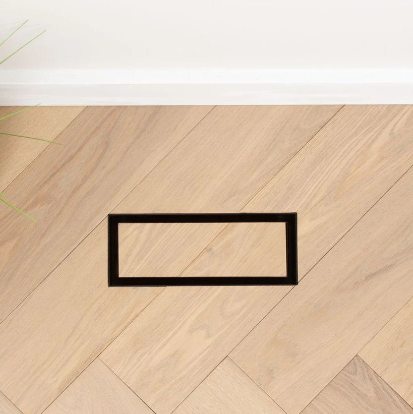 Minimalist flush-mount floor air vent